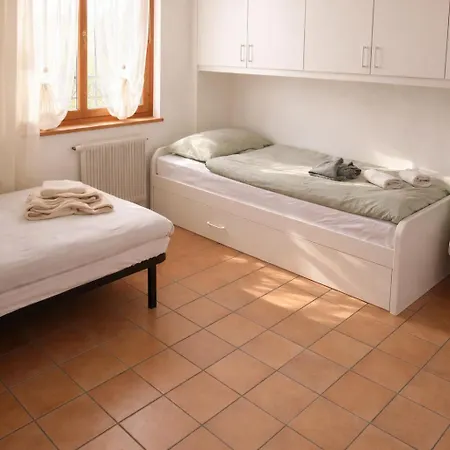 La Di Byron Apartment *